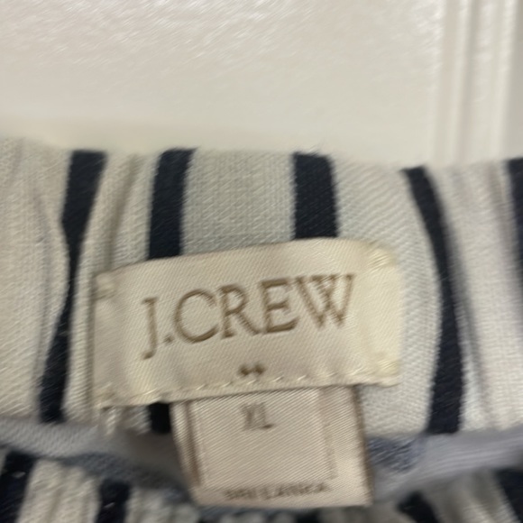 J. Crew striped linen shorts size Xl - Picture 3 of 5